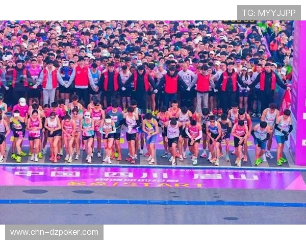 张德顺刷新女子10公里路跑中国最好成绩