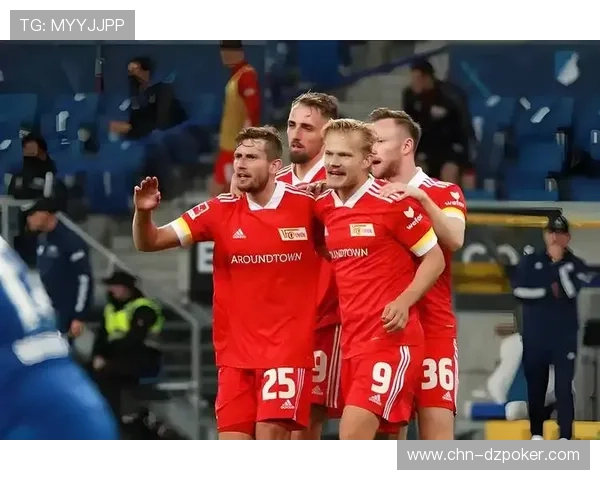 汉堡3-2柏林联合主场险胜,克尼斯多夫梅开二度关键三分 汉堡3-2柏林联合主场险胜,克尼斯多夫梅开二度关键三分